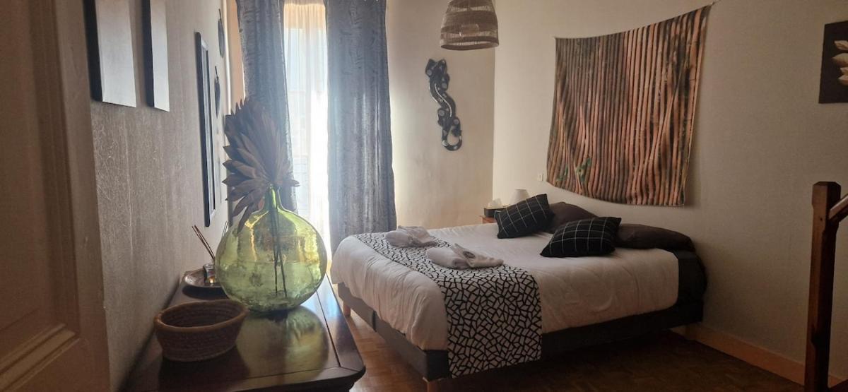 Le Puy-en-Velay Appartement 120 M² Duplex Coeur Historique Au Calme מראה חיצוני תמונה